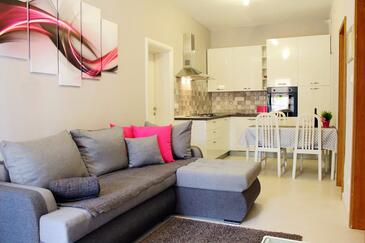 Dvosobni apartma Oprič, Opatija (A-7753-a)