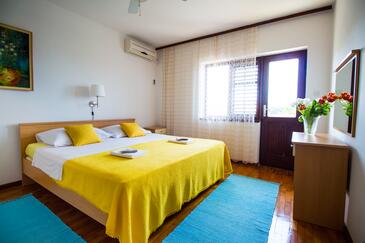 Ferienwohnungen am Meer Maslinica, Solta - 776