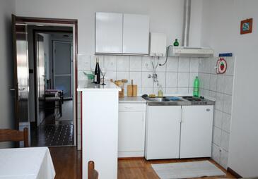 Apartments by the sea Maslinica, Šolta - 776