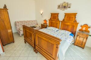 Chambre Moscenicka Draga, Opatija (S-7767-b)