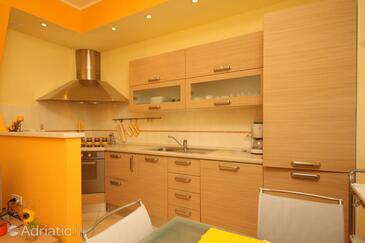 Appartements avec parking Lovran, Opatija - 7782