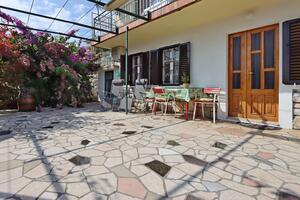 One bedroom apartment Ičići One bedroom apartment Ičići, Opatija (A-7788-a)