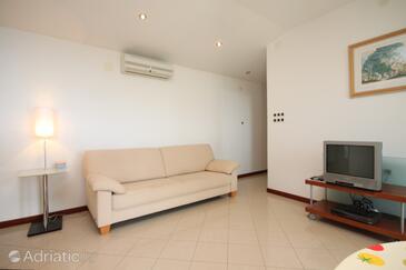 Apartments with parking space Opatija - 7803
