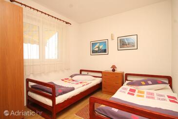 Apartments by the sea Cres - 7806