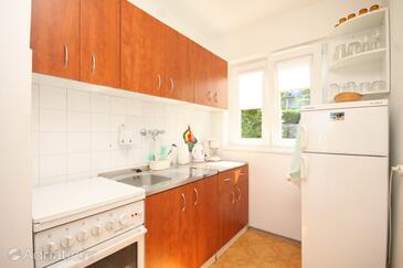 Apartments by the sea Cres - 7806
