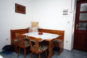 Jednopokojový apartmán Stomorska Jednopokojový apartmán Stomorska, Šolta (A-781-a)