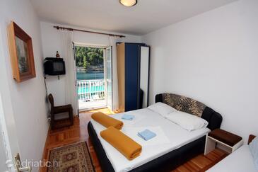 Lejligheder ved havet Stomorska, Solta - 781