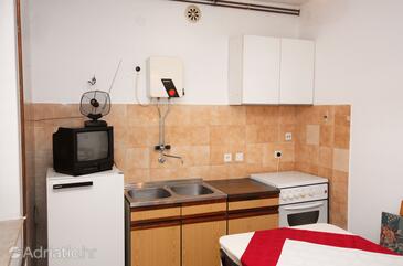 Apartmanok a tenger mellett Stomorska, Solta - 782