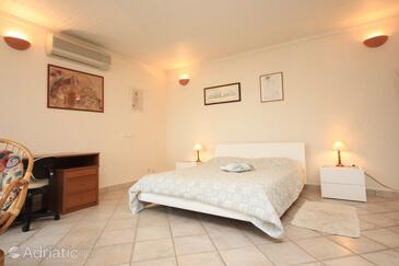 Apartmány s parkoviskom Opatija - 7827