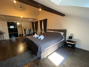 Ferienwohnungen mit Parkplatz Lovran, Opatija - 7838