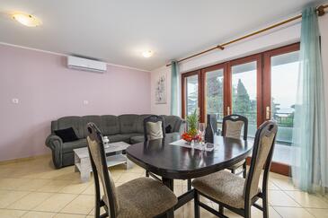 Apartments with parking space Lovran, Opatija - 7869