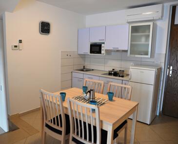 Apartamentos con parking Cres - 7876