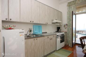 Apartments with parking space Ičići, Opatija - 7883