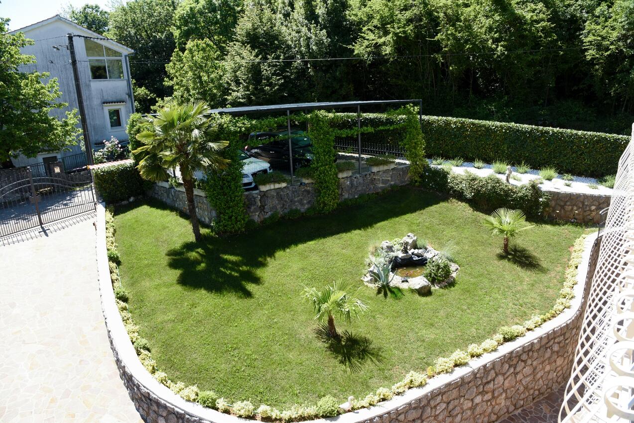 Hof - Ferienwohnungen mit Parkplatz Icici, Opatija