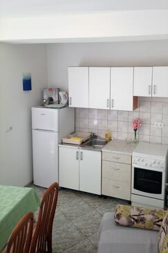 Apartments with parking space Opatija - 7896