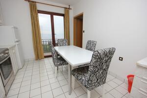 Three bedroom apartment Opatija (A-7904-a)