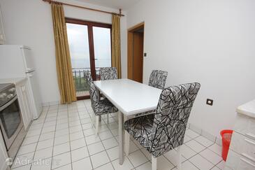Apartments with parking space Opatija - 7904