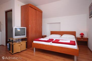 Apartmani s parkingom Mali Lošinj, Lošinj - 7941