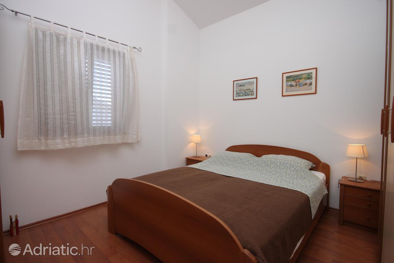 A-7965-a - Private accommodation - Apartments with a parking space Mali Lošinj, Lošinj