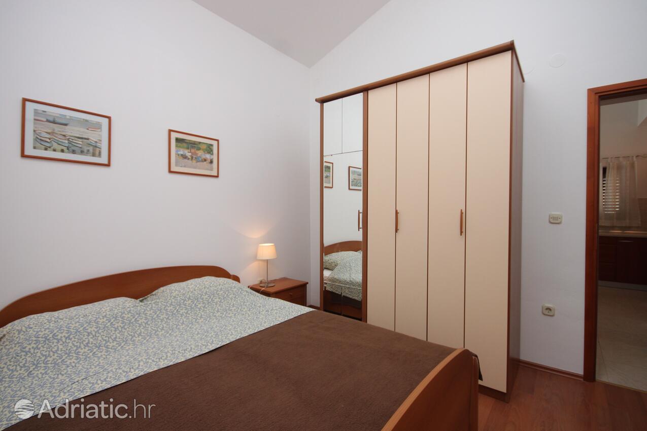 A-7965-a - Private accommodation - Apartments with a parking space Mali Lošinj, Lošinj