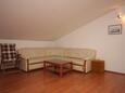 A-7965-a - Private accommodation - Apartments with a parking space Mali Lošinj, Lošinj