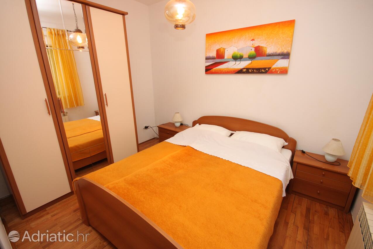 A-7965-b - Private accommodation - Apartments with a parking space Mali Lošinj, Lošinj