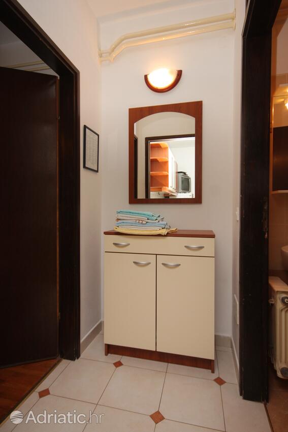 A-7965-b - Private accommodation - Apartments with a parking space Mali Lošinj, Lošinj