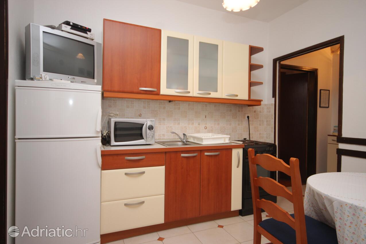 A-7965-b - Private accommodation - Apartments with a parking space Mali Lošinj, Lošinj
