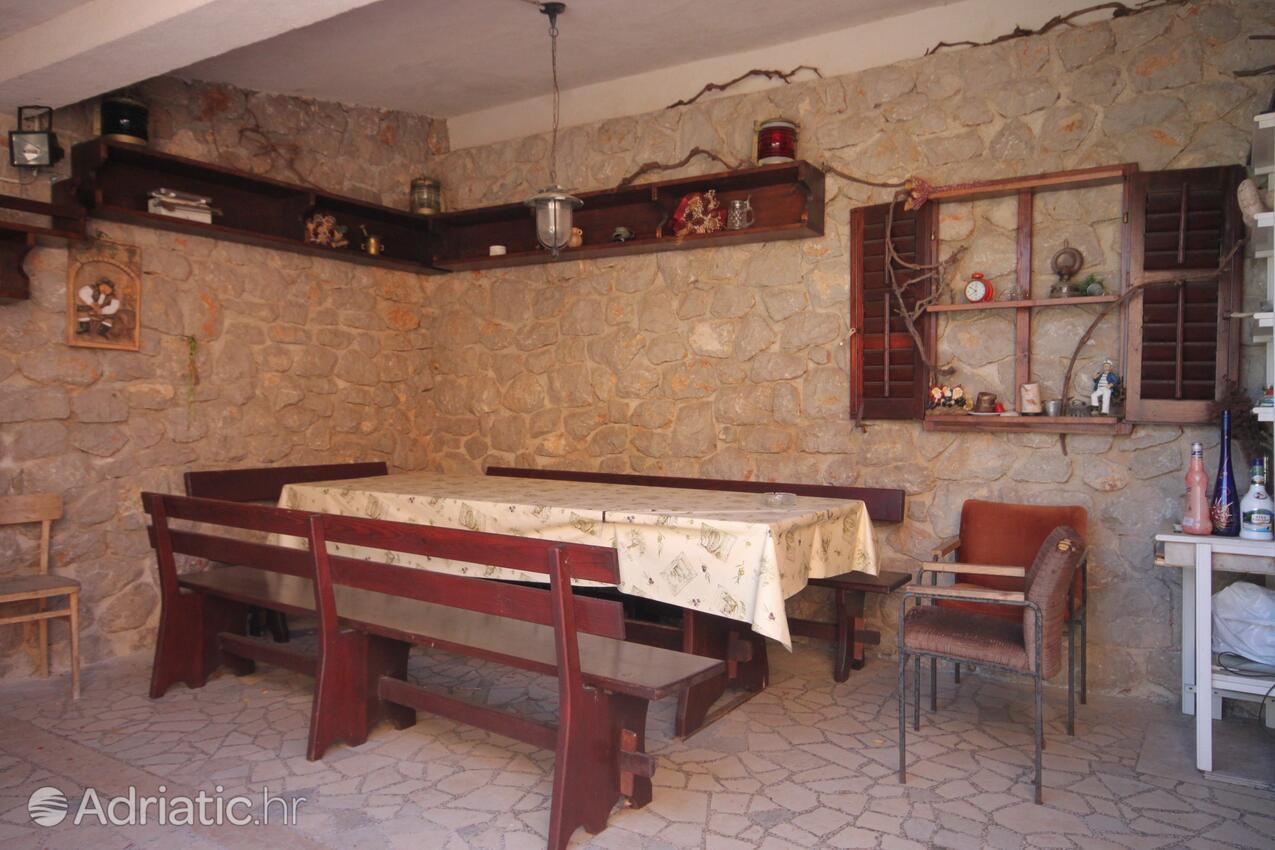 Courtyard - Apartments with a parking space Mali Lošinj, Lošinj