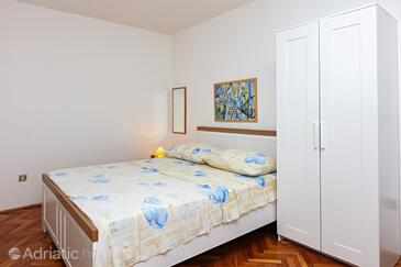 Ferienwohnungen mit Parkplatz Jezera, Murter - 798