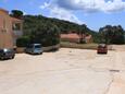 Sveti Jakov, Lošinj, Parcheggio 8011 - Appartamenti affitto con la spiaggia ghiaiosa.