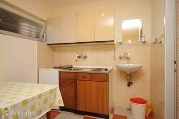 Apartamentos con parking Mali Losinj, Losinj - 8039