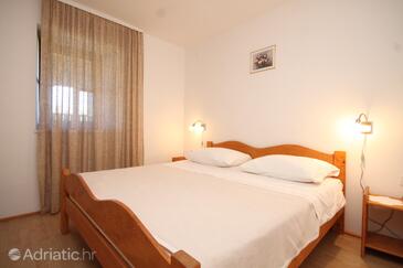 Family friendly seaside apartments Susak, Lošinj - 8050