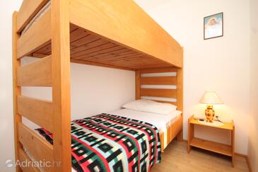 Family friendly seaside apartments Susak, Lošinj - 8050