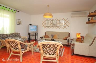 Апартаменты с парковкой Свети Яков - Sveti Jakov, Лошинь - Lošinj - 8057