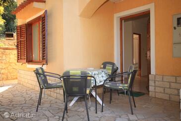 Appartamenti con parcheggio Miholascica, Cherso - Cres - 8070