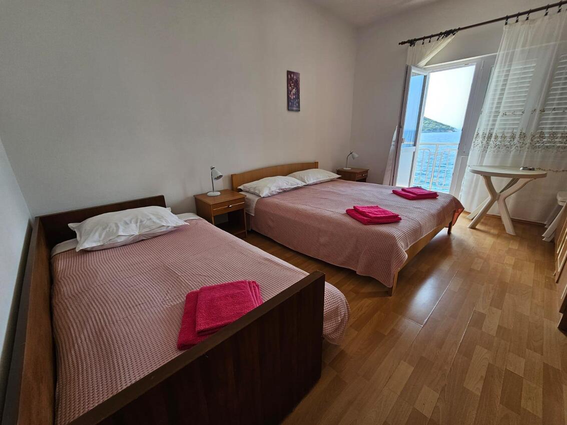 Apartmanok a tenger mellett Savar, Dugi otok - 8079