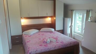 Apartamentos junto al mar Valun, Cres - 8086