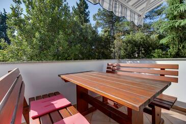 Apartmaji s parkingom Artatore, Lošinj - 8087 Adriatic.hr