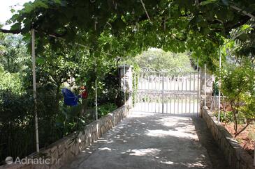 Lejligheder og værelser med parkering Bozava, Dugi otok - 8100