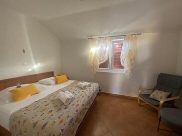 One bedroom apartment Sali, Dugi otok (A-8110-b)