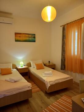 Apartments by the sea Sali, Dugi otok - 8117