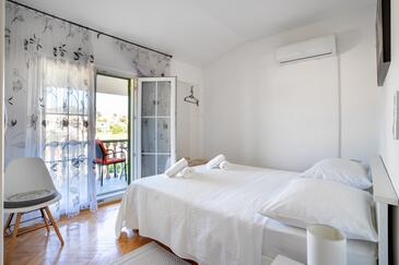 Apartments by the sea Sali, Dugi otok - 8119