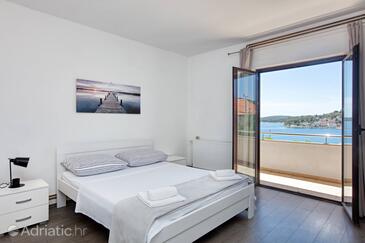 Appartamenti accanto al mare Stretto - Tisno, Morter - Murter - 812