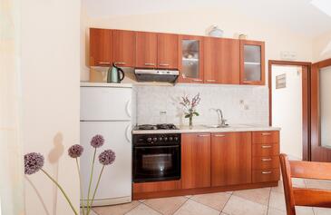 Апартаменты с парковкой Божава - Božava, Дуги оток - Dugi otok - 8124