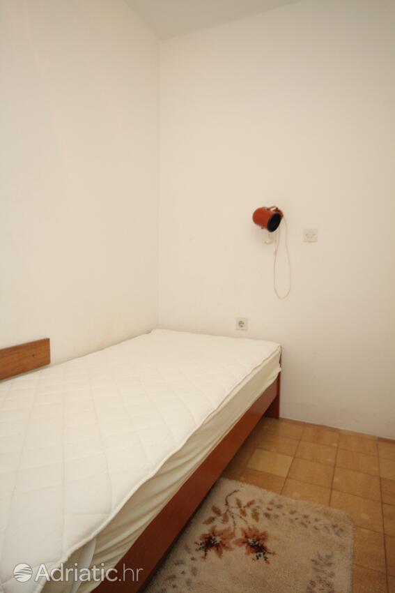 K-8126 - Alloggi privati - Casa vacanze accanto al mare Verunić, Isola Lunga - Dugi otok