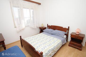Apartments with parking space Savar, Dugi otok - 8127