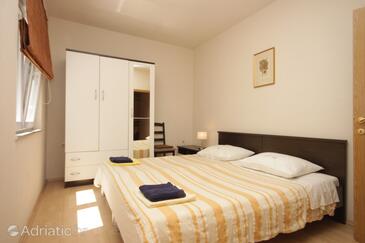 Apartments with parking space Sali, Dugi otok - 8137