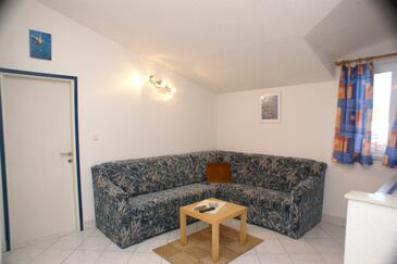 Apartmány s terasou Tisno, Severní Dalmácie