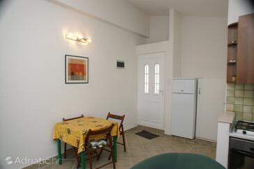 Apartments by the sea Tisno, Murter - 814